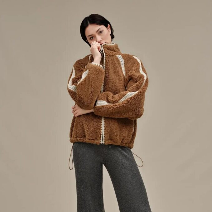 Chaqueta Nikia Crochet UGGfluff Chaqueta Nikia Crochet UGGfluff