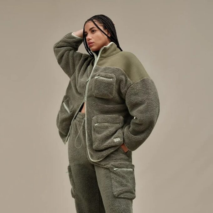 Chaqueta Nyisha UGGfluff Chaqueta Nyisha UGGfluff