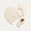 Skylar y gorro UGG