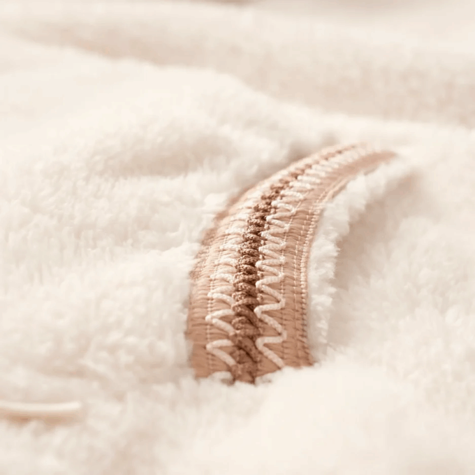 Sudadera con capucha oversize UGGfluff Sudadera con capucha oversize UGGfluff