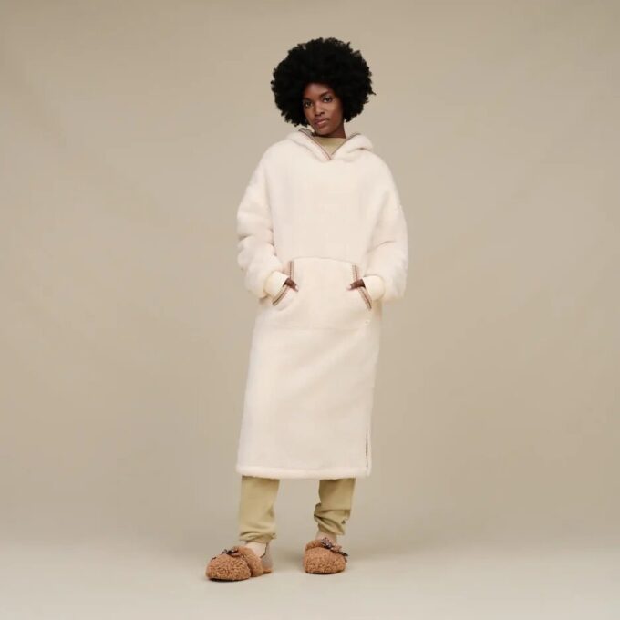 Sudadera con capucha oversize UGGfluff Sudadera con capucha oversize UGGfluff