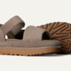UGG Goldenstar